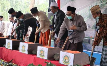 Peletakan Batu Pertama Gedung Madrasah, Kiai Fuad Ceritakan Sejarah