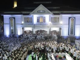 Suasana kegiatan ‘Dziba’ dan Al-Barzanji Keluarga Besar Perguruan Islam Pondok Tremas’ Rabu (27/09/2023) malam. (Foto: Tremas TV)