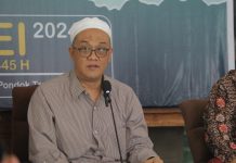 Pengasuh Perguruan Islam Pondok Tremas, KH. Luqman Harist Dimyathi.