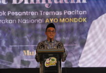 Ketua Umum Gerakan Nasional Ayo Mondok, KH. Luqman Harist Dimyathi