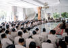 Berangkatkan Peserta Dakwah Bil Hal, Kiai Achid Pesankan Santri Kedepankan Akhlak dan Riqqul Qolbi Suasana Pemberangkatan Santri peserta Dakwah Bil Hal